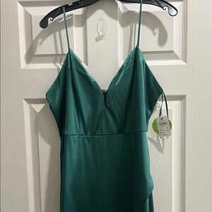 Windsor Emerald Green Satin Prom Dress